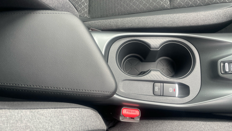 Nissan Juke 1.0 DiG-T N-Connecta 5dr Petrol Hatchback